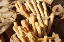 Κριτσίνια (ΦΩΤΟ ΑΡΧΕΙΟΥ) - Ο ΕΦΕΤ ανακαλεί συσκευασία που αναγράφει «Χωρίς γλουτένη - τυρί»