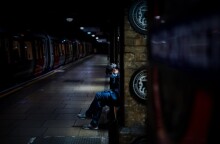 Βρετανία - Χρήση μάσκας στα Μέσα Μαζικής Μεταφοράς