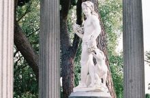 Άγαλμα του θεού Διόνυσου ή Βάκχου