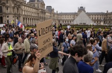 Διαδηλώσεις στη Γαλλία κατά του εμβολιασμού