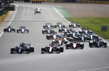 Διακοπή στο GP Βρετανίας μετά τη σύγκρουση Χάμιλτον - Φερστάπεν