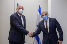  Ο υπουργός Εξωτερικών Νίκος Δένδιας συναντήθηκε με τον Ισραηλινό ομόλογό του Γιαΐρ Λαπίντ © AΠΕ / STR