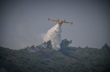 Φωτιά - Επιχείρηση κατάσβεσης από εναέρια μέσα