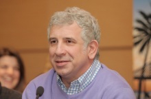 Πέτρος Φιλιππίδης