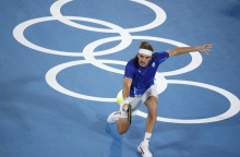 Ο Στέφανος Τσιτσιπάς σε μία ακόμη αναμέτρηση στους Ολυμπιακούς Αγώνες 2020 στο Τόκιο