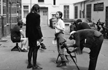 7η Μπιενάλε της Αθήνας ECLIPSE: από τα γυρίσματα του νέου έργου των Jack Hogan & Trakal, Under the covers, the waves! (2021)