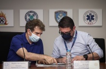 Ο ΥΠΡΟΠΟ, Μιχάλης Χρυσοχοΐδης, και ο υφυπουργός Πολιτικής Προστασίας, Νίκος Χαρδαλιάς