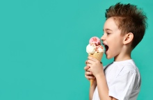 Παιδιά: Γιατί βάζουν κιλά το καλοκαίρι;