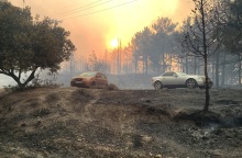 Φωτιά στη Ρόδο: Μήνυμα από το «112» για εκκένωση οικισμού, ενώ μαίνεται ανεξέλεγκτη η πυρκαγιά -χωρίς ρεύμα και νερό μεγάλο μέρος του νησιού