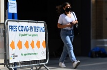 Κορωνοϊός: Επέκταση της εκστρατείας εμβολιασμού στους 16 και 17 ετών