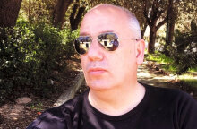 Βασίλης Μπουζιώτης