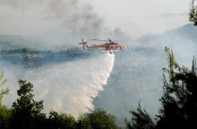 Εναέρια πυροσβεστικά μέσα επιχειρούν στην Ηλεία © EUROKINISSI/ΝΙΚΟΛΟΠΟΥΛΟΣ ΑΝΤΩΝΗΣ