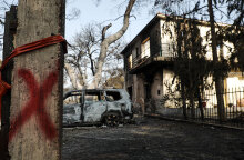 Καταστροφές στη Βαρυμπόμπη από τη φωτιά - Ο πρωθυπουργός Κυριάκος Μητσοτάκης ενημερώνει τη Βουλή στις 25 Αυγούστου για τις πυρκαγιές