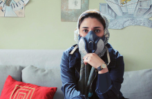 H γυναίκα που πολεμάει τους Ταλιμπάν με γκράφιτι