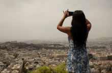 Τα νέα κρούσματα κορωνοϊού στην Αττική και η κατανομή τους ανά τομέα, σύμφωνα με την ανακοίνωση του ΕΟΔΥ, σήμερα Πέπμπτη 19 Αυγούστου 2021 © EUROKINISSI