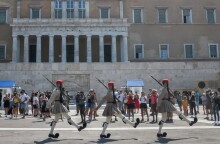 Τα νέα κρούσματα κορωνοϊού στην Αττική και η κατανομή τους ανά τομέα, σύμφωνα με την ανακοίνωση του ΕΟΔΥ, σήμερα Παρασκευή 20 Αυγούστου 2021 © EUROKINISSI