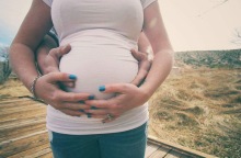 Ασφαλής η λήψη ορμόνων κατά την εξωσωματική γονιμοποίηση