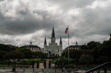 Σε κατάσταση καταστροφής κηρύχθηκε η Λουιζιάνα που πλήττεται από τον τυφώνα Άιντα