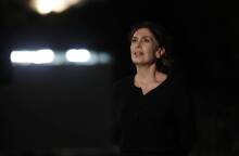 Η Κατερίνα Διδασκάλου στην παράσταση «Η πόρνη από πάνω»