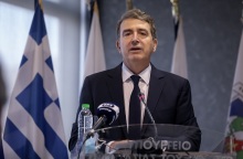 Ο Μιχάλης Χρυσοχοΐδης παρέδωσε τη «σκυτάλη» του Υπουργείου Προστασίας του Πολίτη στον Τάκη Θεοδωρικάκο