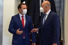 Ο Ζόραν Ζάεφ και ο Νίκος Δένδιας