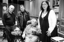 Λευτέρης Παπαδόπουλος, Μανώλης Μητσιάς, Μίκης Θεοδωράκης, Μαρία Φαραντούρη