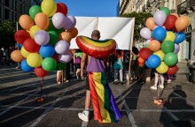 Athens Pride 2021 - Χρώμα στο κέντρο της Αθήνας, καθώς η μεγάλη Παρέλαση Υπερηφάνειας έστειλε μήνυμα για τη διαφορετικότητα και τα δικαιώματα των ΛΟΑΤΚΙ