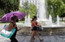 Καύσωνας στο κέντρο της Αθήνας © EUROKINISSI / ΓΙΕΝΑΝΤΑ ΝΤΕΛΑΙ