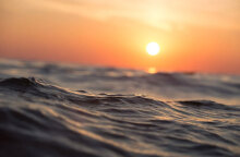 Θάλασσα (ΦΩΤΟ ΑΡΧΕΙΟΥ) - Σε γυναίκα ανήκει το πτώμα που εντοπίστηκε στη θάλασσα στο Παλαιό Φάληρο