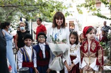 Σακελλαροπούλου: Επίσκεψη στο Ηράκλειο για την 78η Επέτειο του Ολοκαυτώματος της Βιάννου