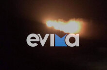 Εύβοια: Η φωτιά που καίει σε δύσβατο σημείο στην Κάρυστο