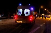 Ασθενοφόρο του ΕΚΑΒ σε τροχαίο (ΦΩΤΟ ΑΡΧΕΙΟΥ) - Ένας νεκρός σε σύγκρουση οχημάτων στον Άγιο Στέφανο