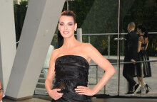 Λίντα Εβαντζελίστα - Το διάσημο τοπ μόντελ παραμορθώθηκε μετά από αισθητική επέμβαση, όπως αποκάλυψε με ανάρτησή του στο Instagram