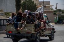 Ταλιμπάν περιπολούν σε δρόμους του Αφγανιστάν 