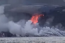 Λάβα από το ηφαίστειο στη νήσο Λα Πάλμα καταλήγει στη θάλασσα