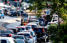 ΚΙΝΗΣΗ ΣΤΟ ΚΕΝΤΡΟ ΤΗΣ ΑΘΗΝΑΣ (Φώτο Αρχείου) 