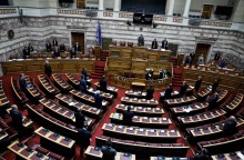 Κατατίθεται στη Βουλή τη Δευτέρα 4 Οκτωβρίου το προσχέδιο του προϋπολογισμού, το κόστος των παρεμβάσεων για το 2021 και το 2022 είναι της τάξεως 3,5 δισ. ευρώ. 