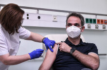 Ο Κυριάκος Μητσοτάκης εμβολιάζεται για κορωνοϊό (ΦΩΤΟ ΑΡΧΕΙΟΥ) - Τρίτη δόση εμβολίου κάνει ο πρωθυπουργός αύριο 12 Οκτωβρίου 2021