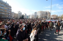Κινητοποιήσεις εκπαιδευτικών: Απεργία και πορεία στο κέντρο της Αθήνας κατά της αξιολόγησης