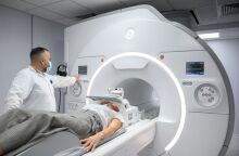 Μαγνητικός τομογράφος με τεχνητή νοημοσύνη στη ΒΙΟΙΑΤΡΙΚΗ 