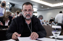 Ο Βασίλης Κεγκέρογλου έθεσε υποψηφιότητα για την προεδρία του ΚΙΝΑΛ