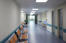 Ιωάννινα: Άγριος ξυλοδαρμός γιατρού από ασθενή στο νοσοκομείο