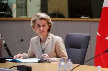 Φον ντερ Λάιεν για Πολωνία: Δεν θα επιτρέψουμε να τεθούν σε κίνδυνο οι κοινές μας αξίες 