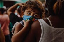 ΠΟΥ: Η πανδημία «απέχει πολύ από το να τελειώσει»