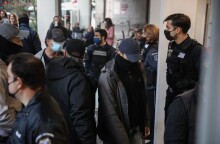 Στην ανακρίτρια Πειραιά οι αστυνομικοί που συμμετείχαν στην καταδίωξη του Περάματος