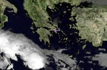 Ο μεσογειακός κυκλώνας «Νέαρχος» σχηματίστηκε στο Νότιο Ιόνιο, όπως φαίνεται στον δορυφορικό χάρτη