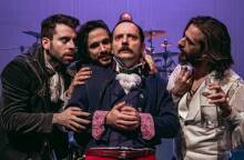 «Οι παίχτες» του Νικολάι Βασίλιεβιτς Γκόγκολ στο θέατρο Κιβωτός σε σκηνοθεσία Γιώργου Κουτλή