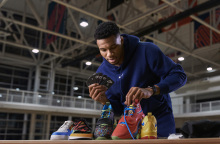 Το UNO® συνεργάζεται με τη Nike και τον Γιάννη Αντετοκούνμπο για μία «Wild» συλλογή προϊόντων που ήδη έχει αγαπηθεί