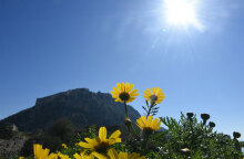 Ο καιρός αύριο Πέμπτη (4/11) έχει ηλιοφάνεια στο μεγαλύτερο μέρος της χώρας, σύμφωνα με την πρόγνωση