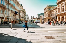 Lockdown για τους ανεμβολίαστους μέσα στις επόμενες μέρες προανήγγειλε ο καγκελάριος της Αυστρίας